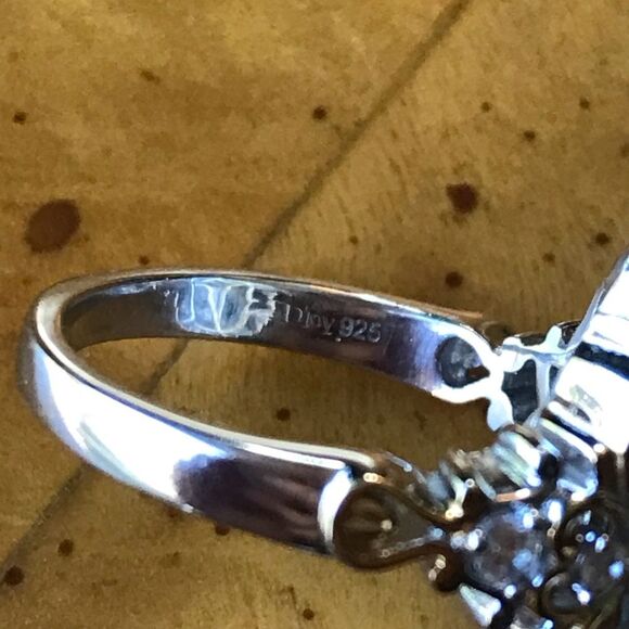 Natural Ethiopian Opal Sterling Silver Ring - Picture 5 of 8